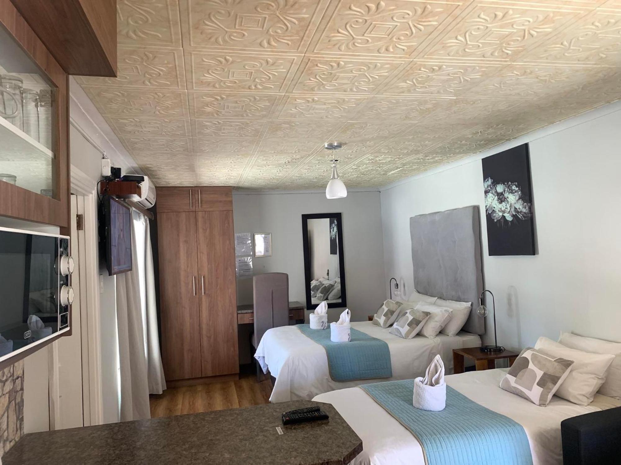 Victoria Oaks Guesthouse Victoria West Экстерьер фото